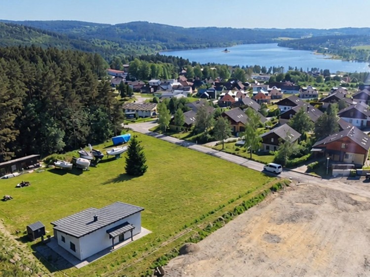 Grundstück zum Kauf, 699 m² (1 von 7)