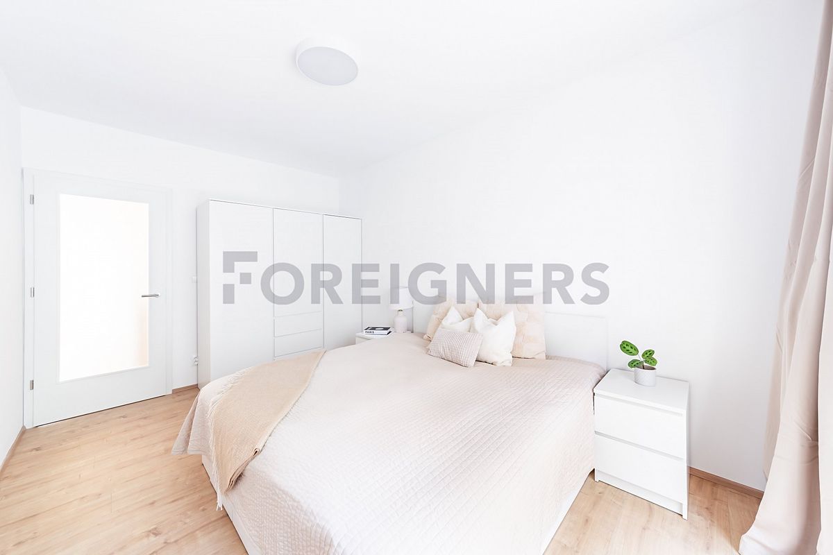 Pronájem bytu 3+kk 62 m² – fotografie 3