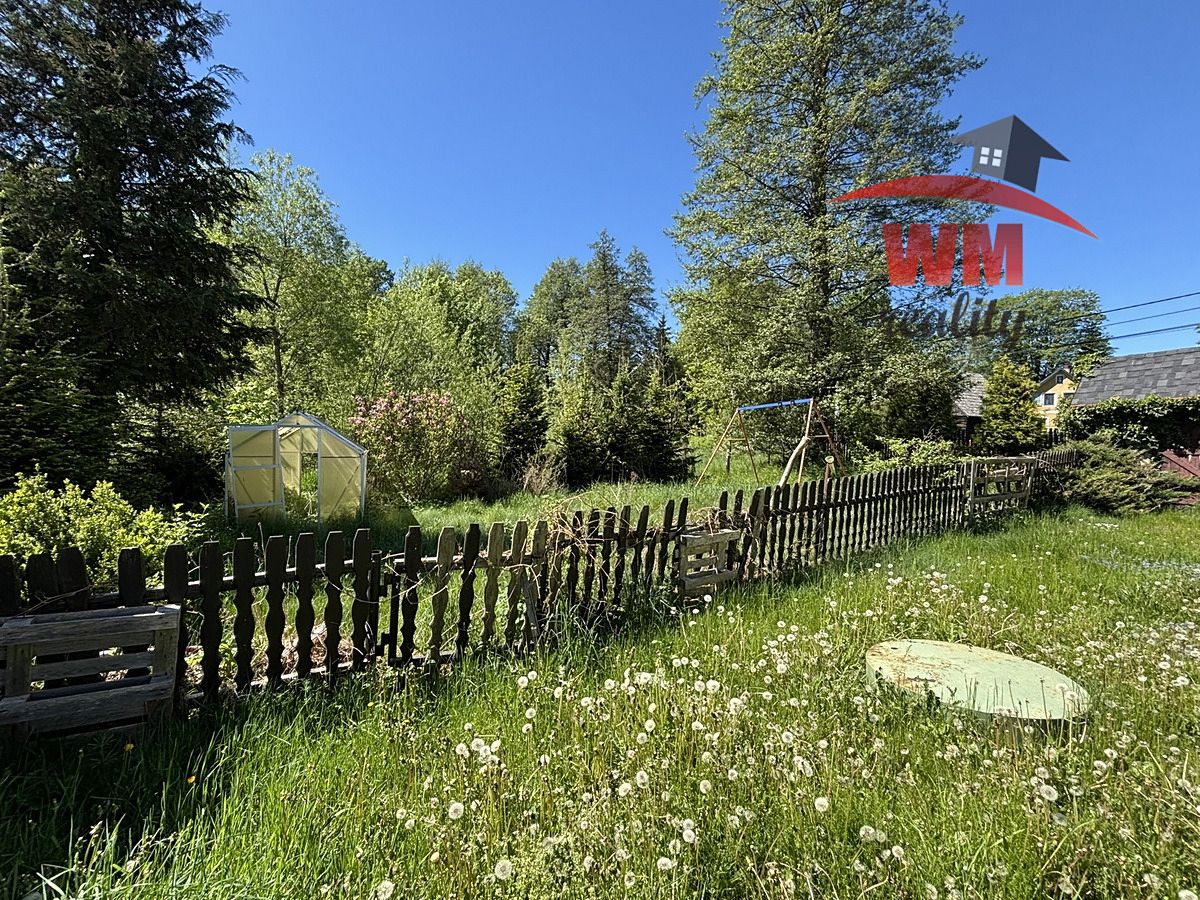 Prodej rodinného domu 200 m², pozemek 880 m² – fotografie 4
