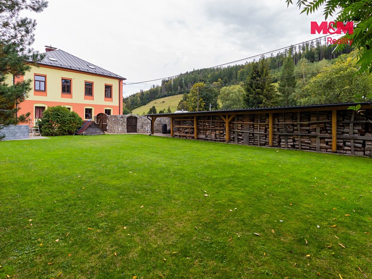 Prodej komerčního prostoru, 550 m² (9 z 30)