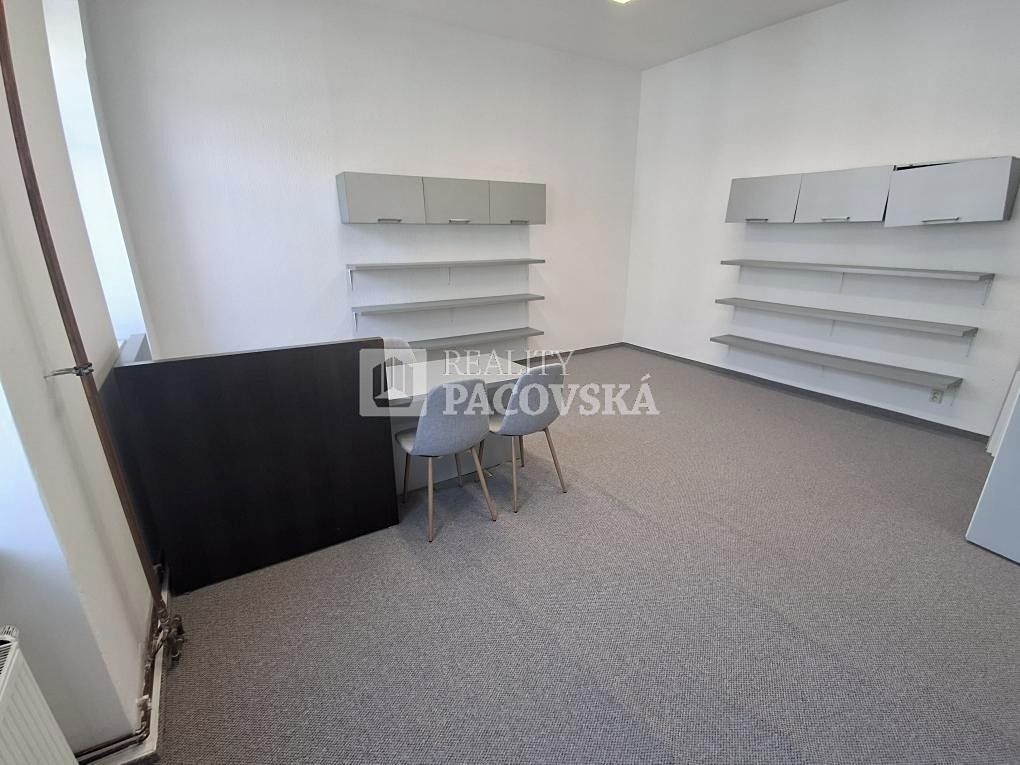 Pronájem kanceláře 27 m² – fotografie 2