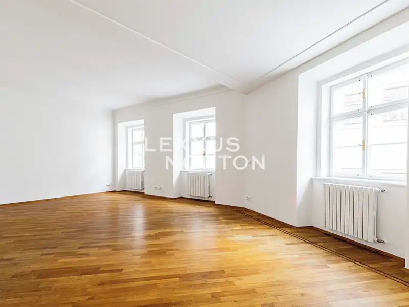 Pronájem bytu 4+1 170 m², Praha – náhled fotky 1