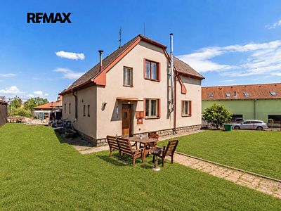 Prodej rodinného domu 196 m², pozemek 356 m²