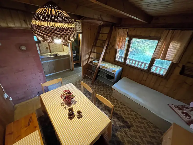 Prodej chaty 40 m², pozemek 776 m², Křtiny – náhled fotky 3
