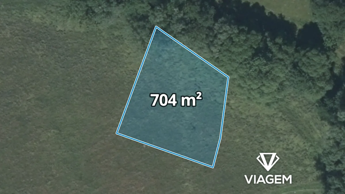 Prodej pole 704 m²