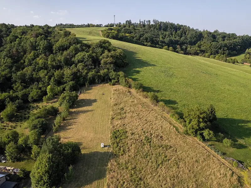 Prodej stavebního pozemku 1519 m², Kuřim – náhled fotky 2