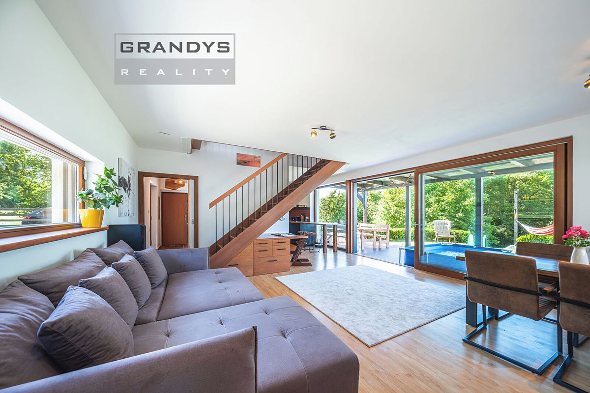 Prodej rodinného domu 129 m², pozemek 1054 m² – fotografie 5