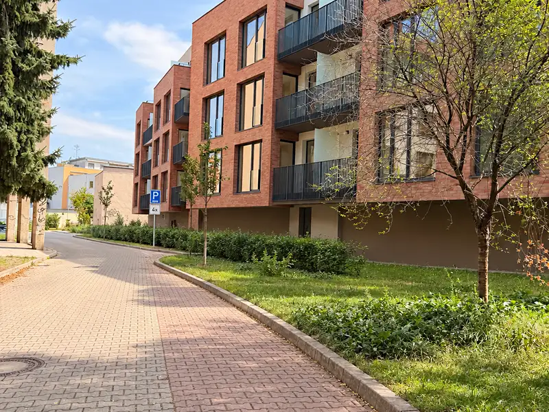 Pronájem bytu 2+kk 35 m², Hradec Králové – náhled fotky 2