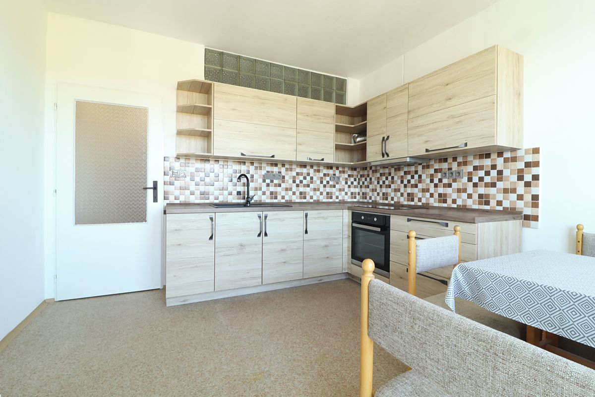 Pronájem bytu 1+1 47 m² – fotografie 2