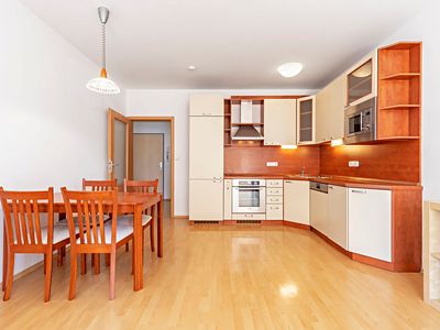 Pronájem bytu 2+kk 62 m²