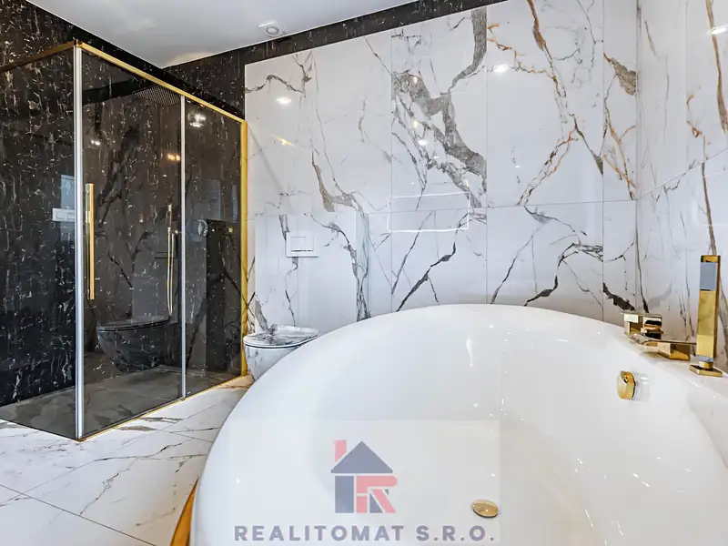 Prodej rodinného domu 325 m², pozemek 472 m², Praha – náhled fotky 3