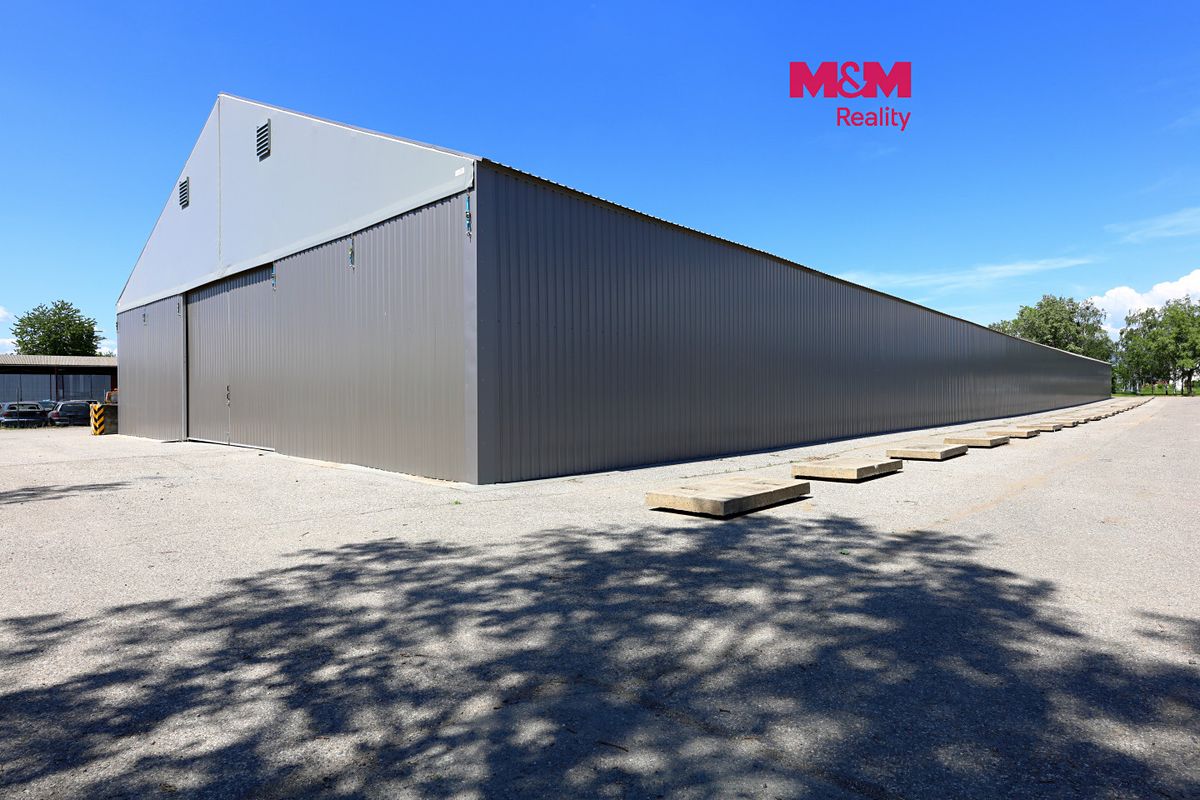 Pronájem skladového prostoru 2160 m²