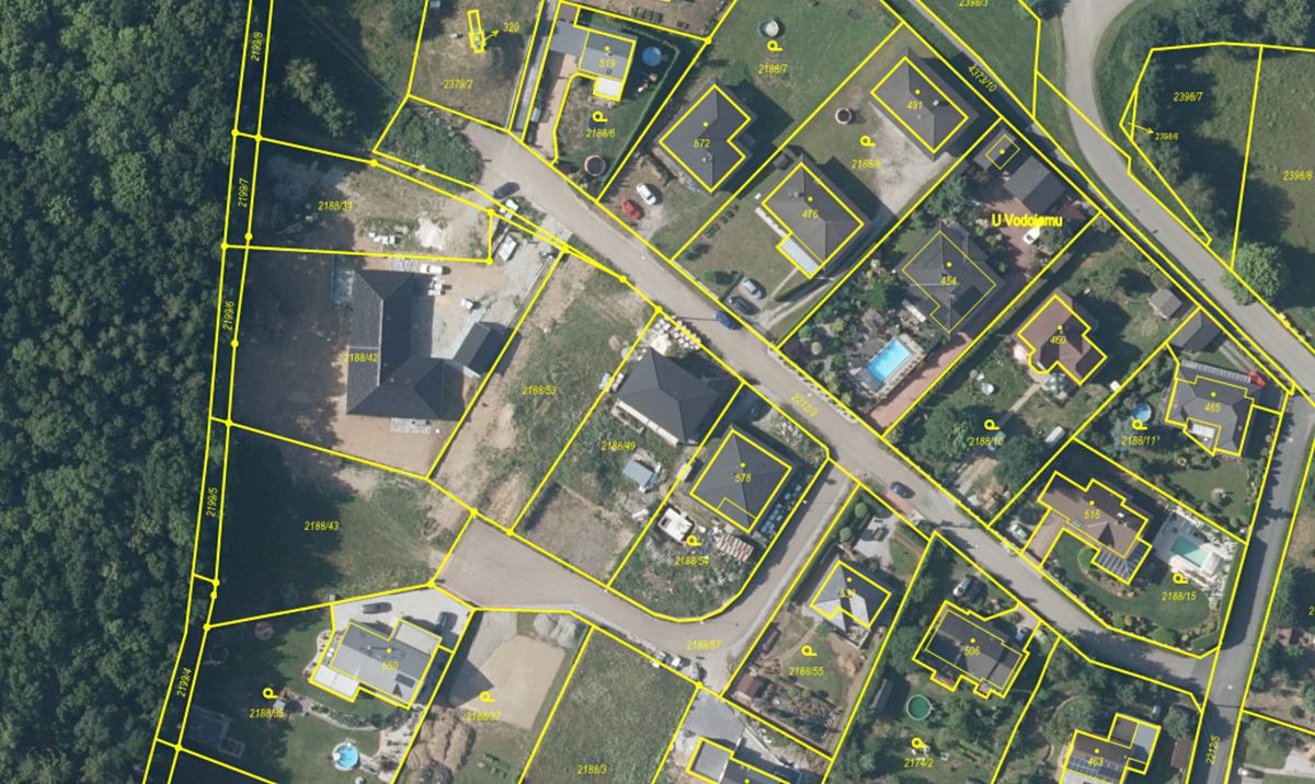 Prodej stavebního pozemku 1111 m² – fotografie 4