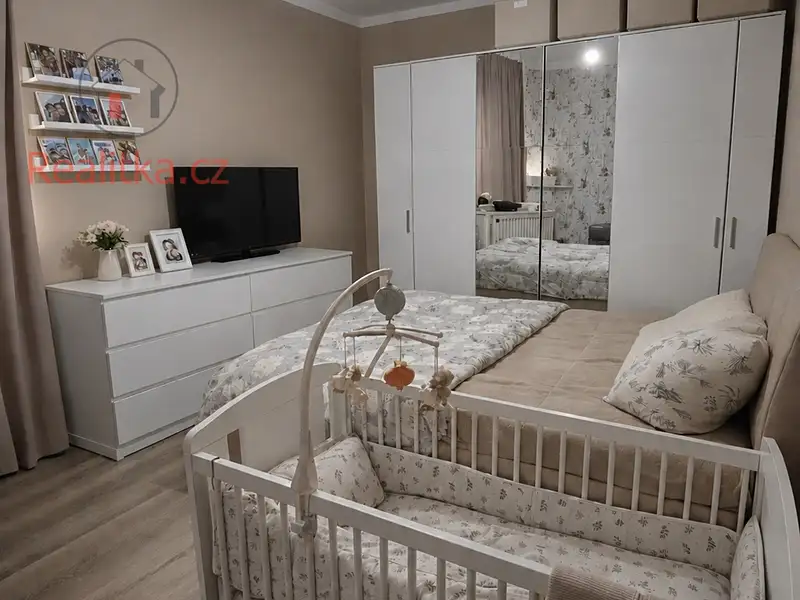 Pronájem bytu 3+1 76 m², Neratovice – náhled fotky 3