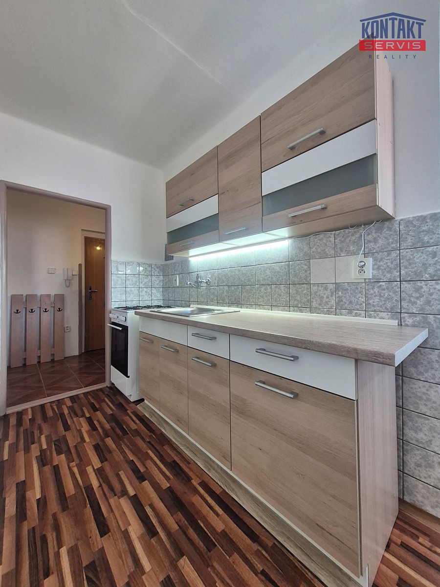 Pronájem bytu 2+1 55 m² – fotografie 2