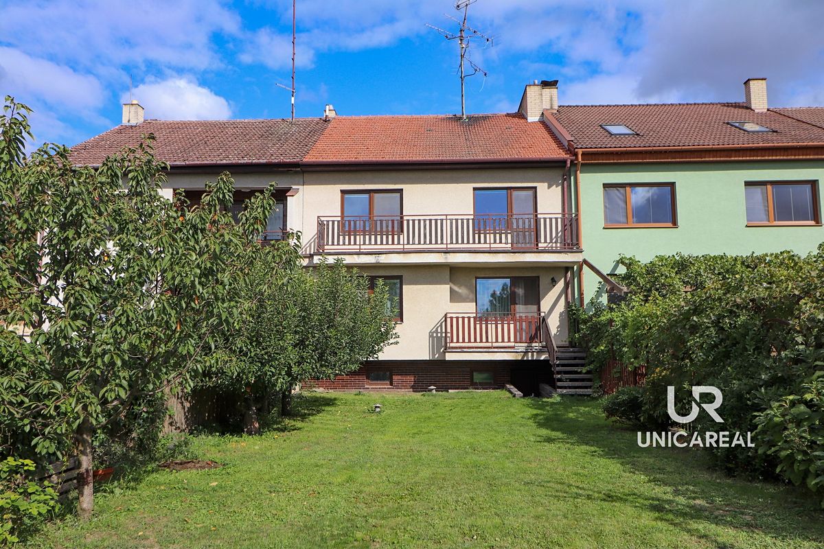 Prodej rodinného domu 200 m², pozemek 300 m²