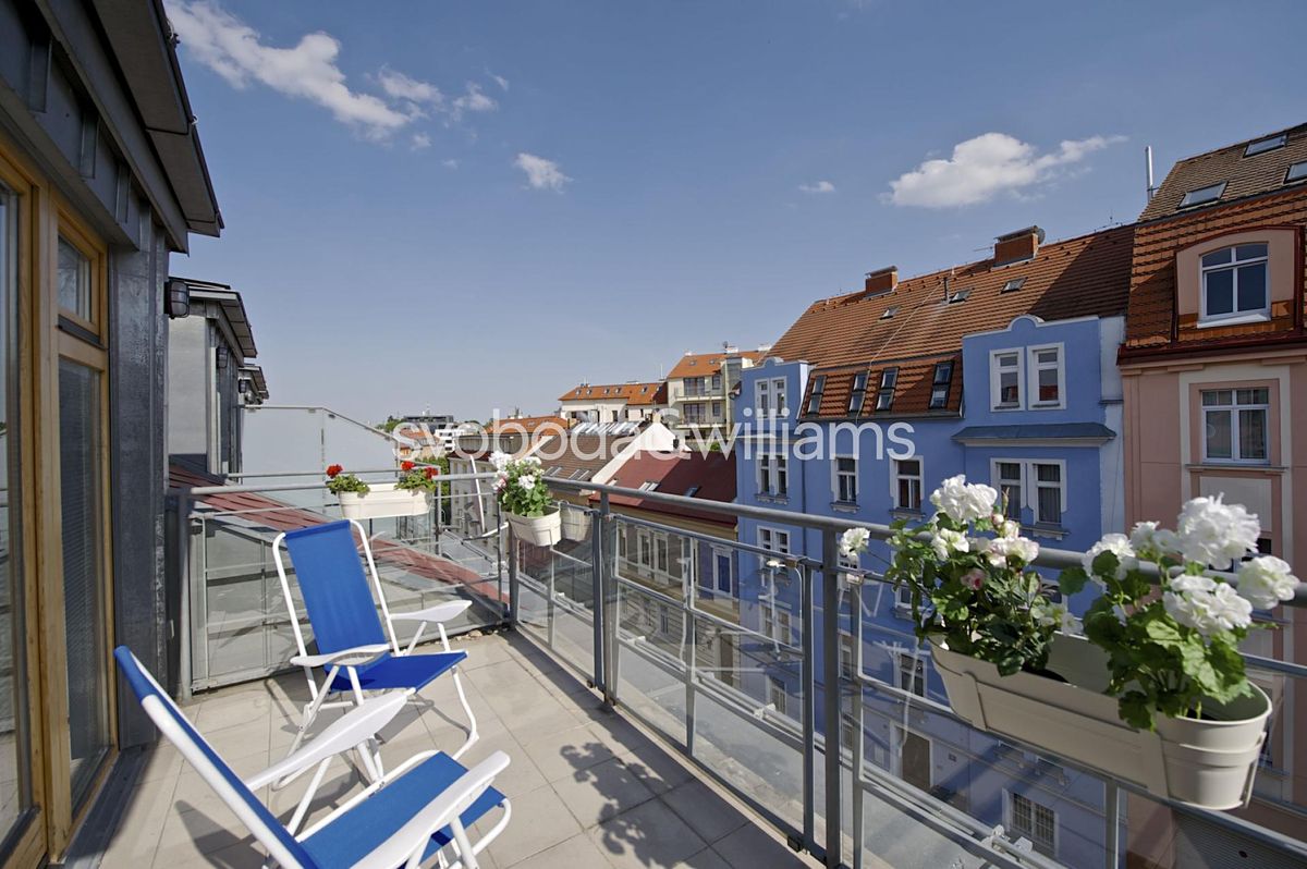 Pronájem bytu 4+kk 125 m² – fotografie 4