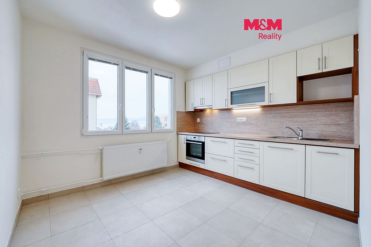 Pronájem bytu 1+1 44 m²