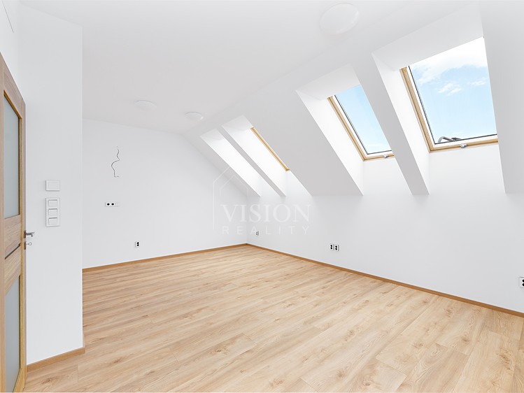 Комерційне приміщення на продаж, 322 м² (15 з 50)