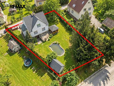 Prodej rodinného domu 292 m², pozemek 990 m²