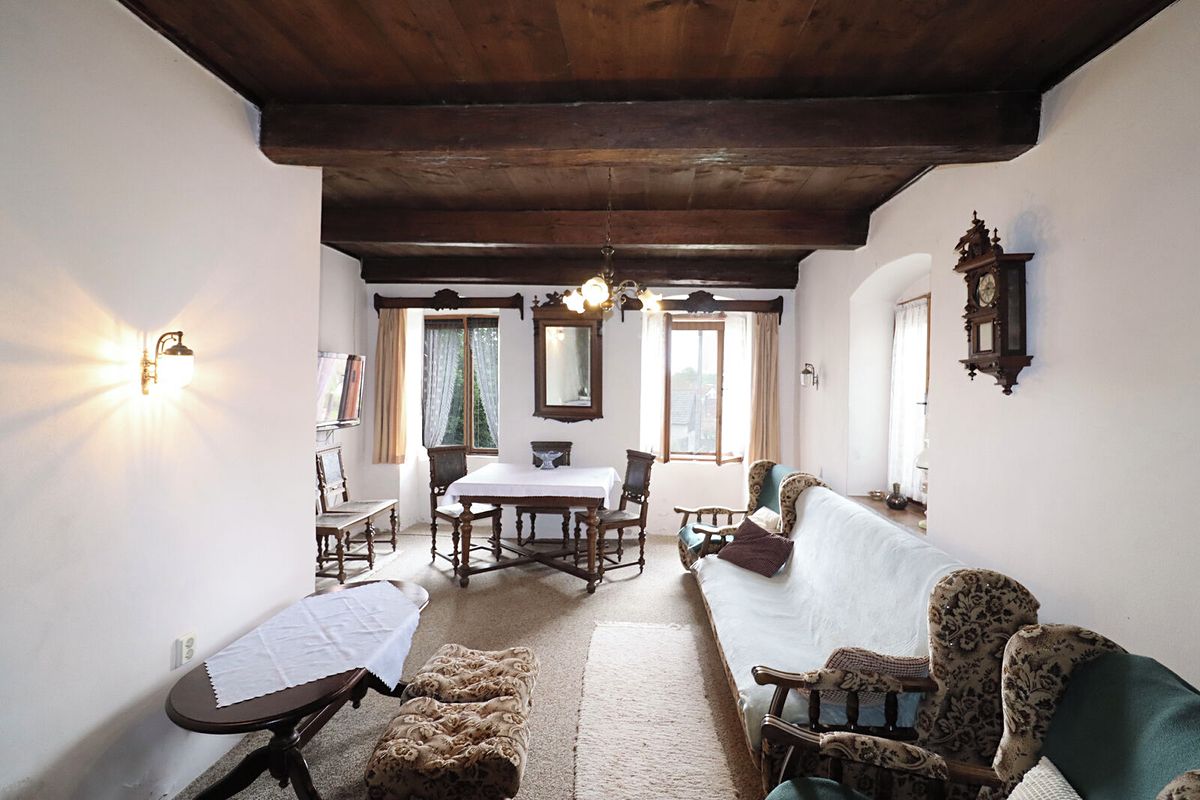 Prodej rodinného domu 124 m², pozemek 759 m² – fotografie 2