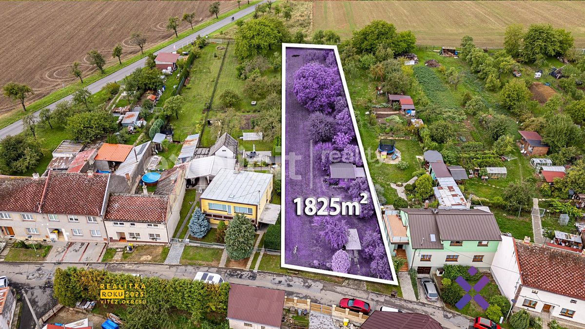 Prodej stavebního pozemku 1825 m²
