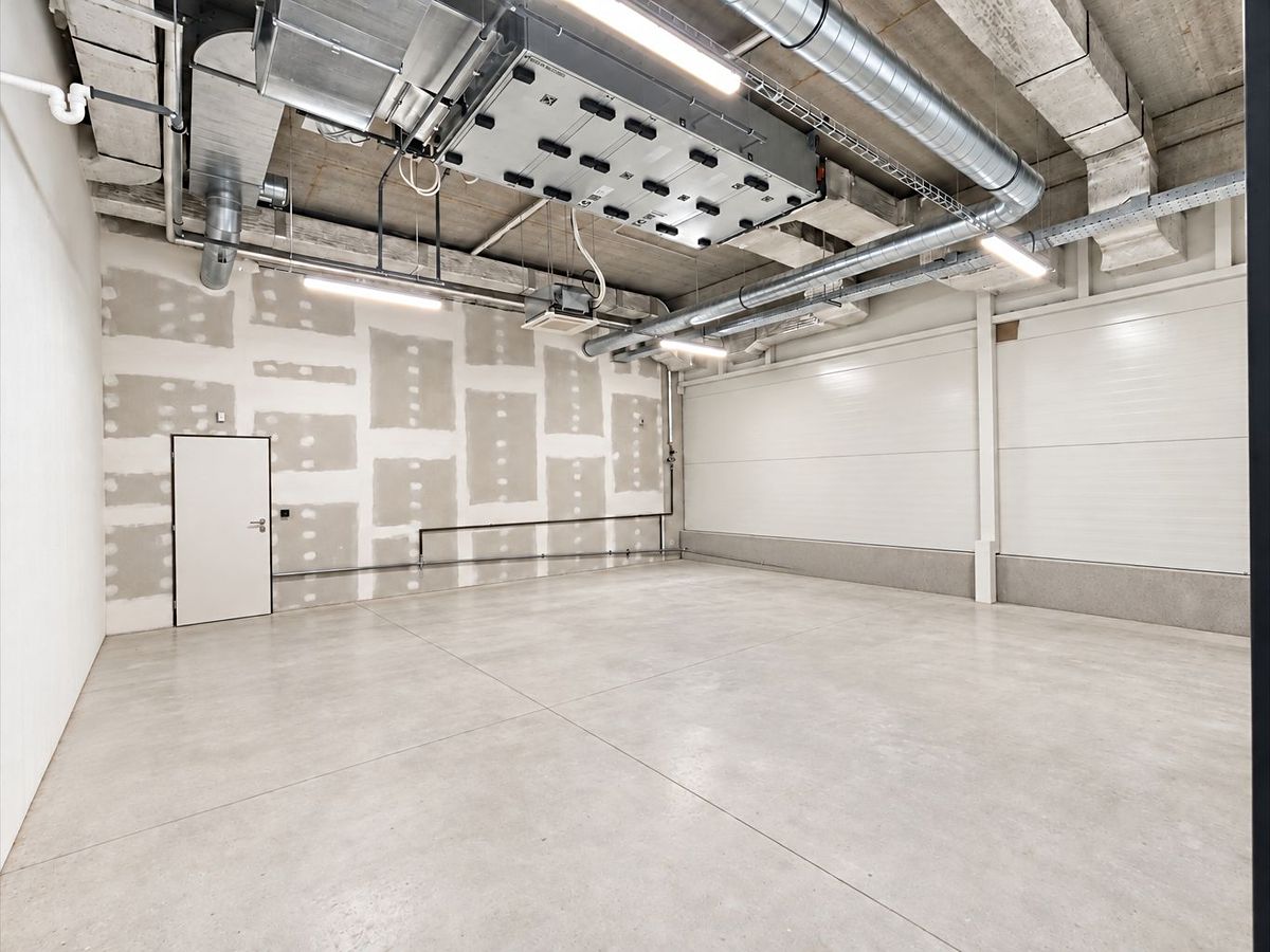 Pronájem skladového prostoru 65 m² – fotografie 2