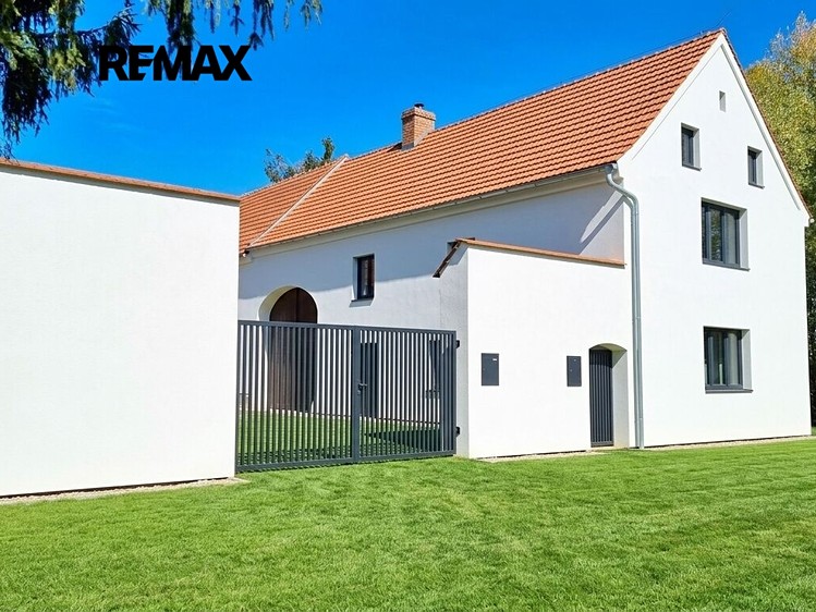 Будинок на продаж, 609 м² (2 з 19)