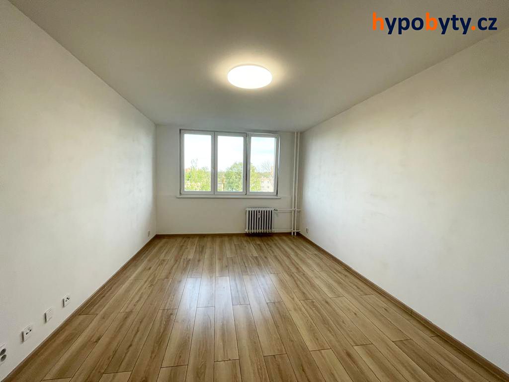 Pronájem bytu 1+1 36 m² – fotografie 5