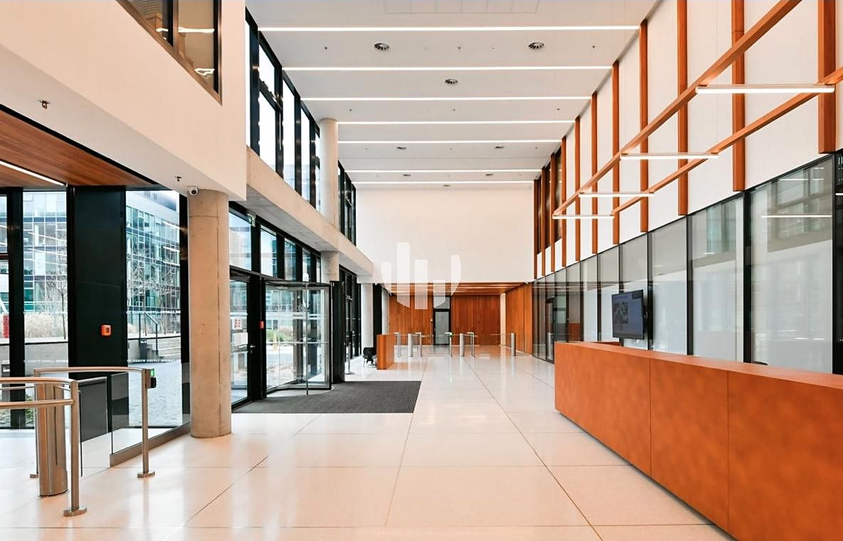Pronájem kanceláře 349 m² – fotografie 2