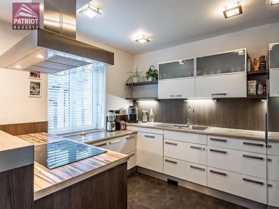 Pronájem domu, 480 m² (3 z 27)