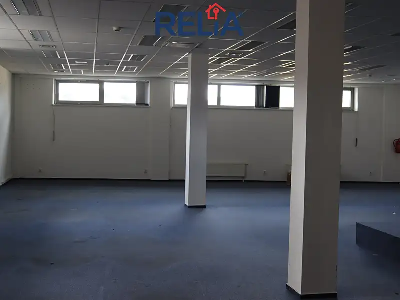 Pronájem kanceláře 262 m², Liberec – náhled fotky 1
