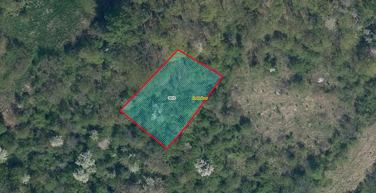 Prodej louky 868 m², Chotiněves – fotka 1 z 3