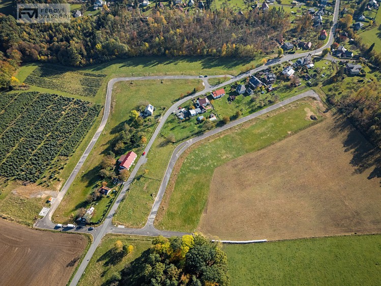 Prodej pozemku, 979 m² (2 z 14)