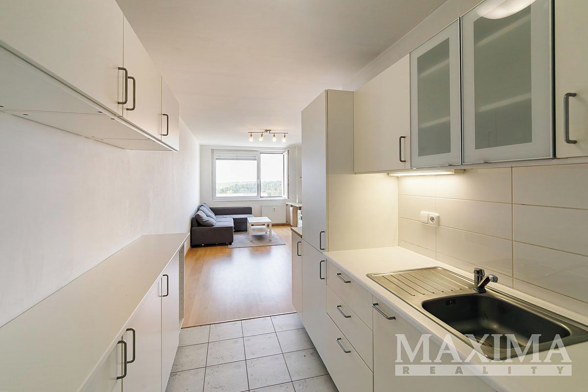 Pronájem bytu 3+kk 67 m² – fotografie 2