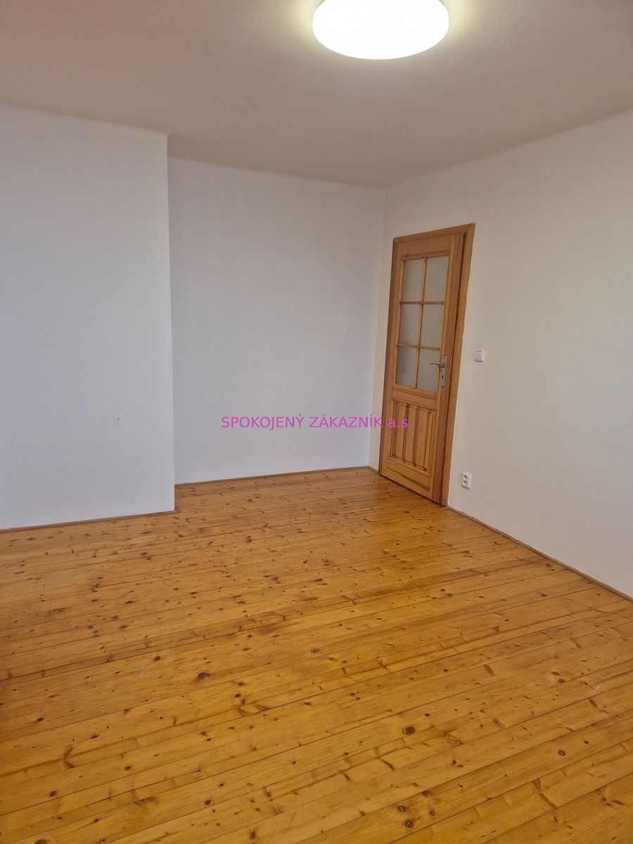 Pronájem bytu 2+1 59 m² – fotografie 4