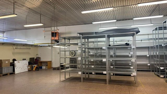 Pronájem skladového prostoru 2055 m² – fotografie 4