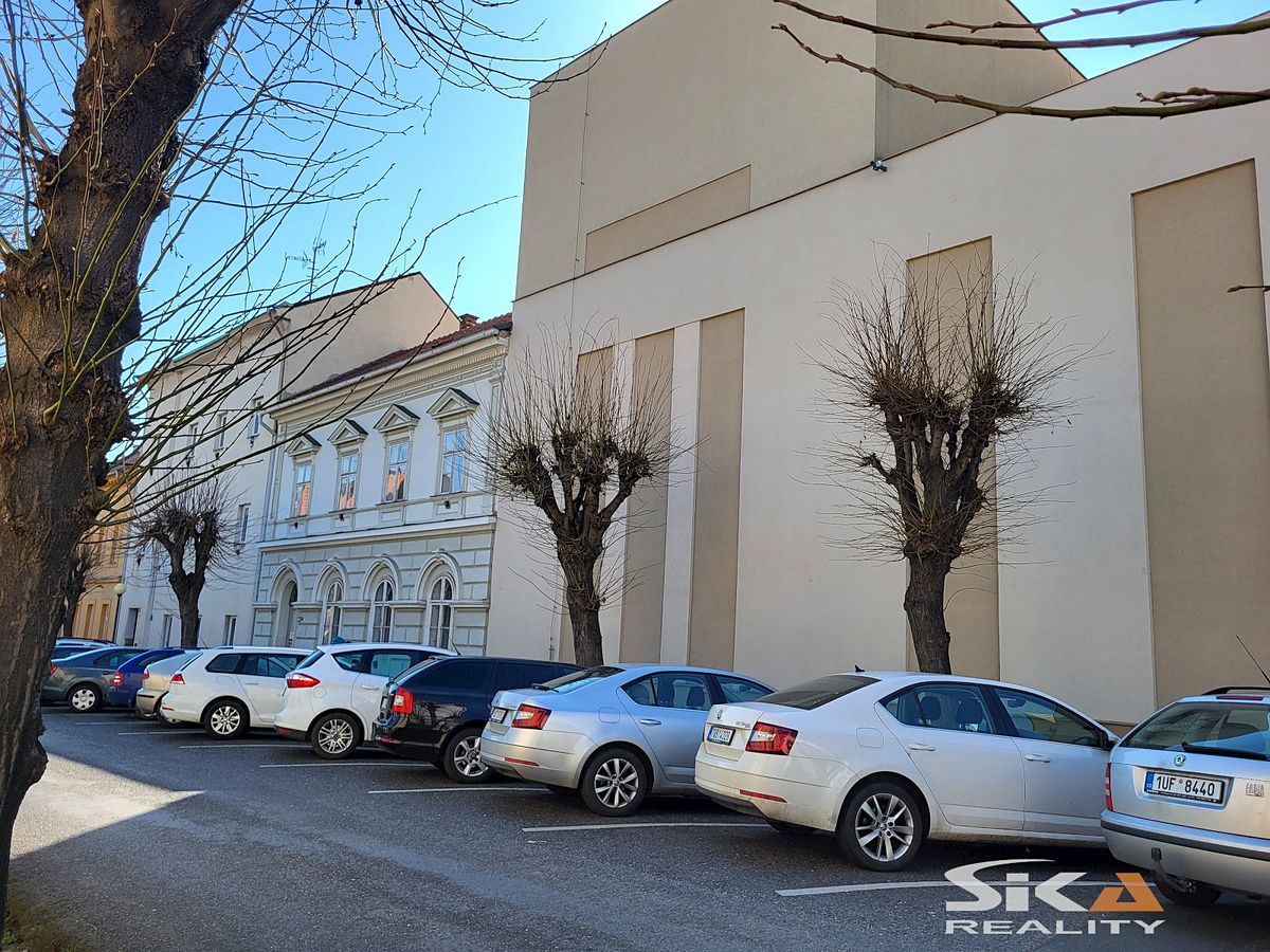 Prodej kanceláře 449 m² – fotografie 3