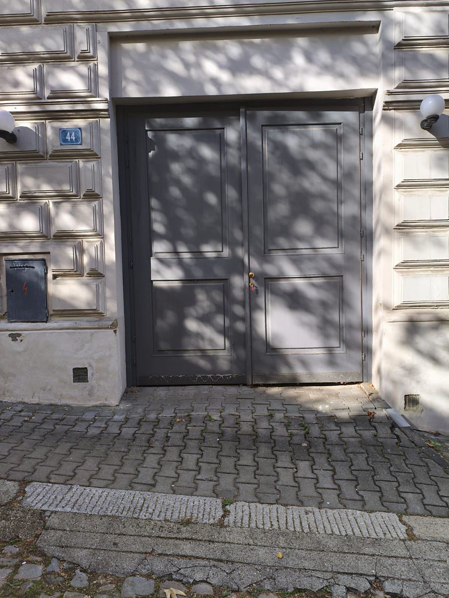 Pronájem garáže 15 m² – fotografie 2