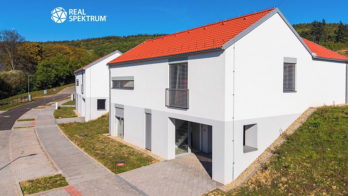 Prodej rodinného domu 176 m², pozemek 551 m², Vohančice – fotka 1 z 3