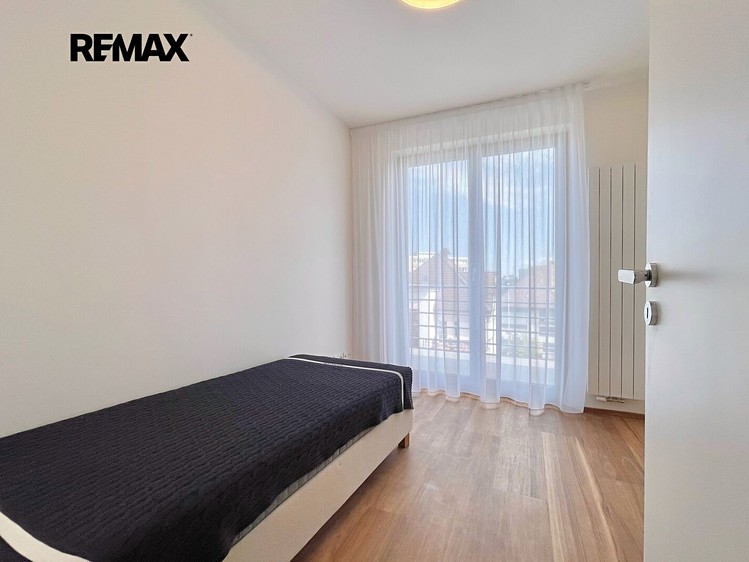 Квартира 4+kk в оренду, 77 м² (6 з 13)