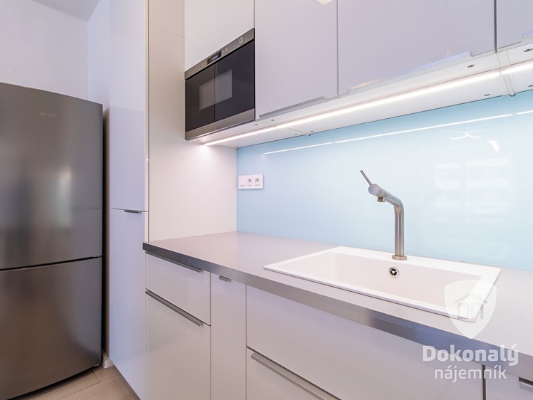Квартира 3+kk в оренду, 99 м² (10 з 30)