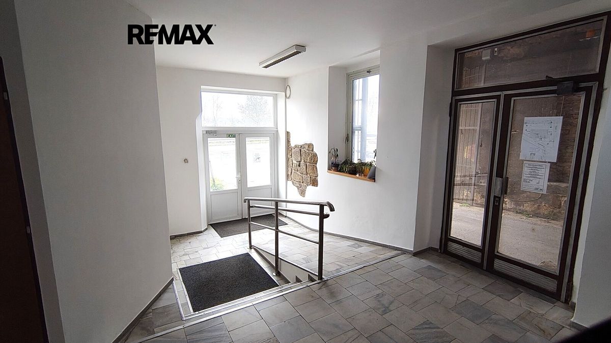 Pronájem kanceláře 115 m², Děčín – fotka 1 z 3