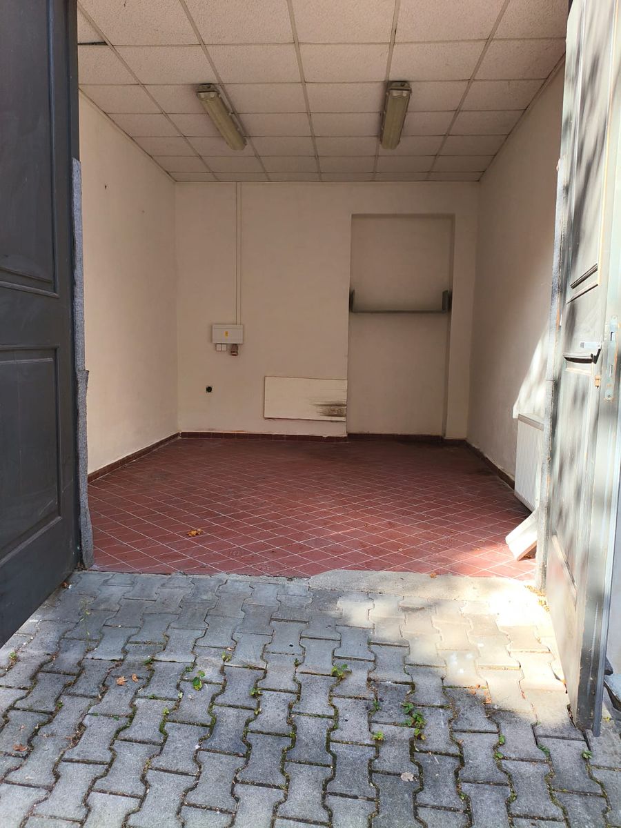 Pronájem garáže 15 m² – fotografie 4