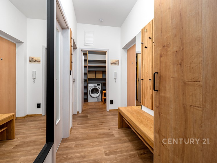 Prodej bytu 2+kk, 60 m² (13 z 25)
