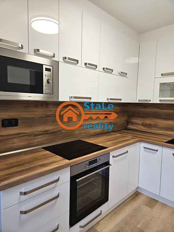 Pronájem bytu 2+1 45 m² – fotografie 4