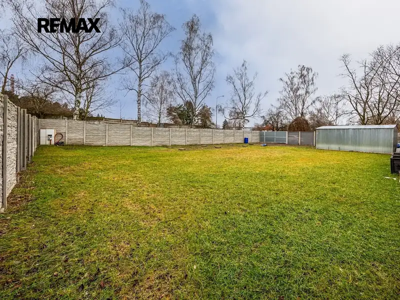 Prodej stavebního pozemku 596 m², Kladno – náhled fotky 1