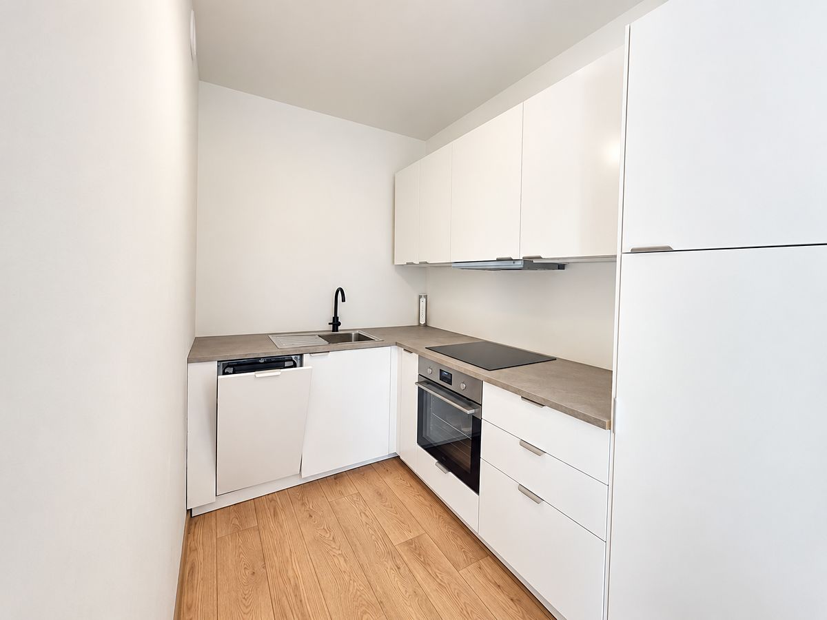 Pronájem bytu 2+kk 49 m² – fotografie 4