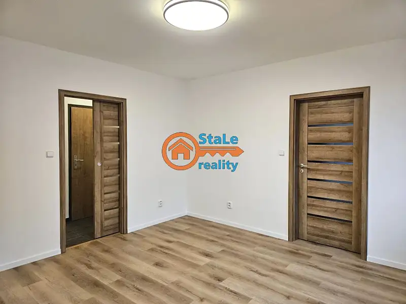 Pronájem bytu 2+1 45 m², Kopřivnice – náhled fotky 2