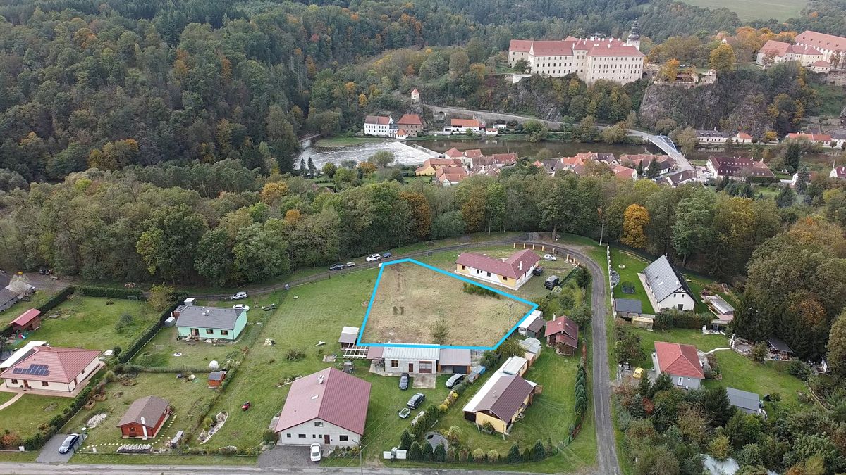 Prodej stavebního pozemku 1572 m²